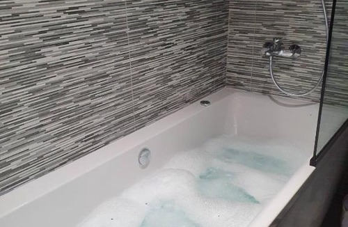 Peyia Town House | Traditional stone house with hydromassage bath.
