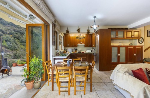 Kato Amiantos Villa | Troodos Riverside Cottage