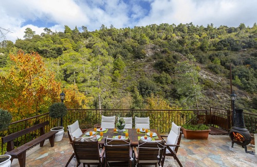 Kato Amiantos Villa | Troodos Riverside