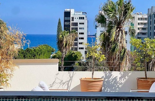 Historical Center Apartment | Urban Oasis Retreat S