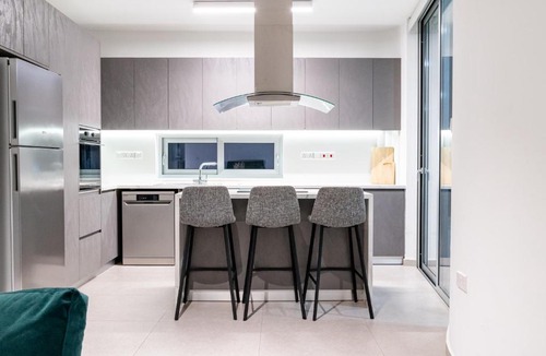 Larnaca City Centre Apartment | Venus Apartment