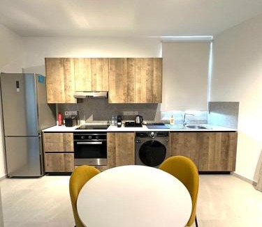 Egkomi Apartment | Verasia Acute Stay in Engomi
