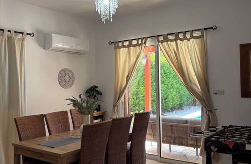 Pissouri House | Vila Hibiscus in Pissouri Bay