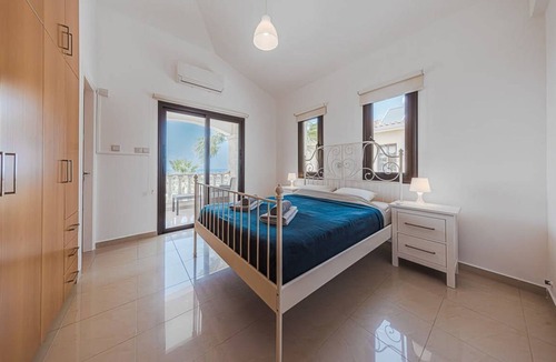 Kouklia Villa | Villa ∙ 3 bedrooms ∙ 6 guests