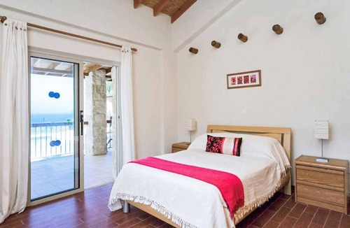 Pomos Villa | Villa ∙ 3 bedrooms ∙ 6 guests