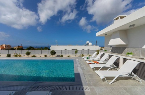 Paphos Villa | Villa ∙ 5 bedrooms ∙ 10 guests