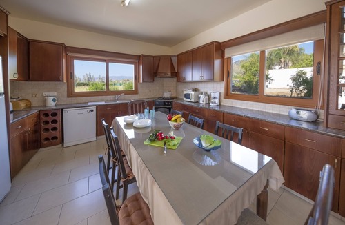 Argaka Villa | Villa Alasia - a beach villa with heated pool that sleeps 8 guests in 4 bedrooms