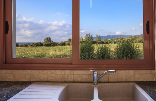 Argaka Villa | Villa Alasia - a beach villa with heated pool that sleeps 8 guests in 4 bedrooms