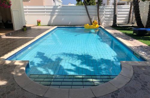 Oroklini Villa | Villa Andy-350 m from the beach