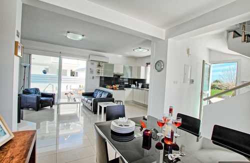 Pernera Villa | Villa Anemone - Sleeps 6 - Private Pool - Privacy