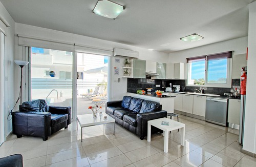 Pernera Villa | Villa Anemone - Sleeps 6 - Private Pool - Privacy