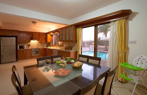 Pegeia Villa | Villa Anna Marina - a Private villa that sleeps 8 guests in 4 bedrooms
