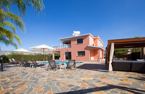 Pegeia Villa | Villa Anna Marina - a Private villa that sleeps 8 guests in 4 bedrooms