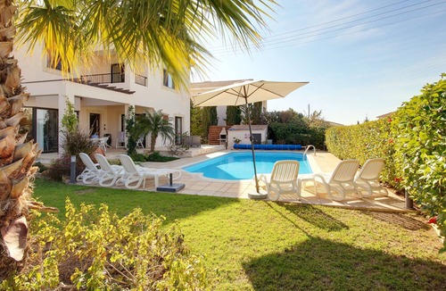Kouklia Villa | Villa Aphrodite's Rock a Fab 3 bed detached villa with pool in great location!