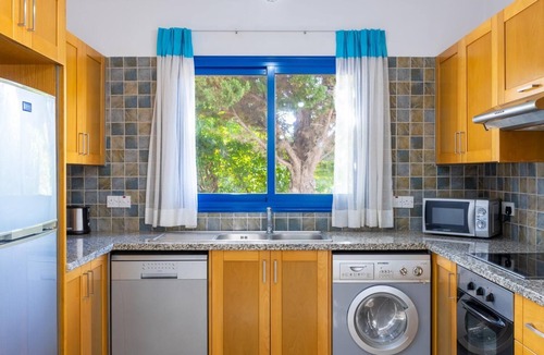 Agios Georgios Pegeias Villa | Villa Apollonas - Three Bedroom Villa, Sleeps 7
