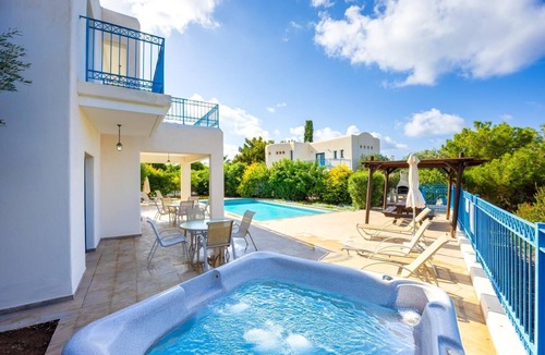 Agios Georgios Pegeias Villa | Villa Apollonas - Three Bedroom Villa, Sleeps 7