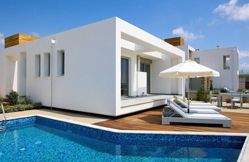 Paphos House | Villa Aqua - Two Bedroom