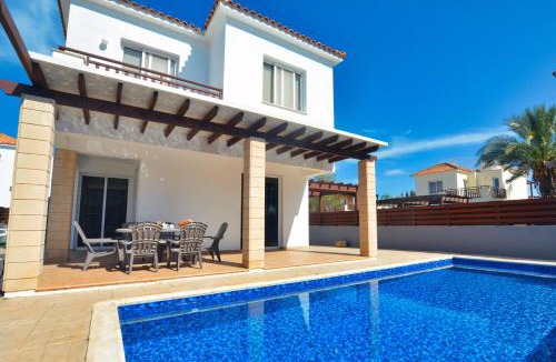 Ayia Thekla Villa | Villa Argyro