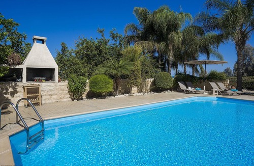 Argaka Villa | Villa Astro - a beach villa with heated pool that sleeps 8 guests in 4 bedrooms