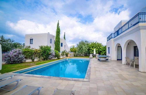 Agios Georgios Pegeias Villa | Villa Azzurro Holiday Villas