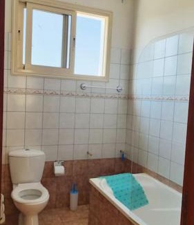 Oroklini Villa | Villa between lake and sea