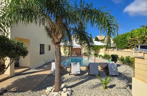 Kouklia House | Villa Carissa