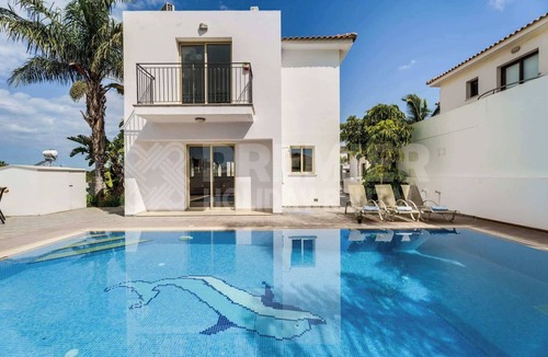 Pernera Villa | Villa Cherry Palm