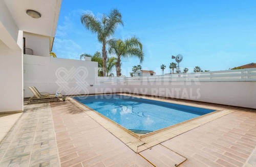Pernera Villa | Villa Cherry Palm