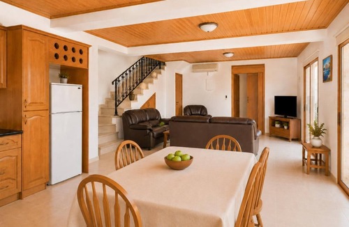Argaka Villa | Villa Chrisandria - Three Bedroom Villa, Sleeps 6