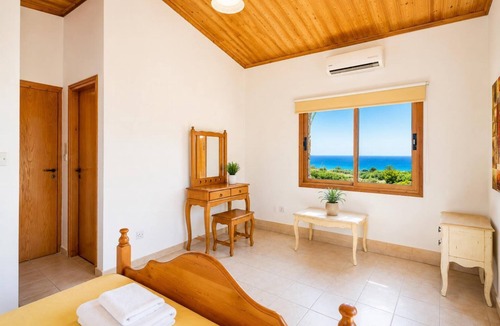 Argaka Villa | Villa Chrisandria - Three Bedroom Villa, Sleeps 6