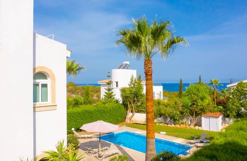 Latchi Villa | Villa Chrysanthemum