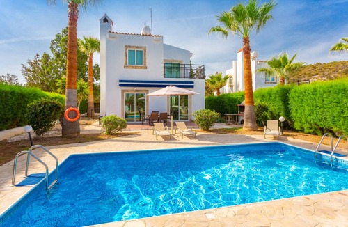 Latchi Villa | Villa Chrysanthemum