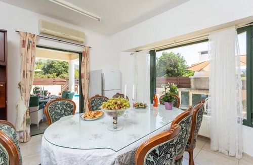Ayia Marina Chrysochous Villa | Villa Olivetta - Three Bedroom Villa, Sleeps 7