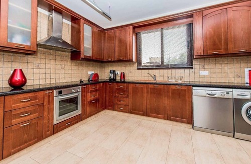 Argaka Villa | Villa Nikos Argaka - Four Bedroom Villa, Sleeps 8