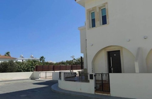 Protaras Villa | Villa Debora in Pernera. A lovely private villa with pool close to all amenities