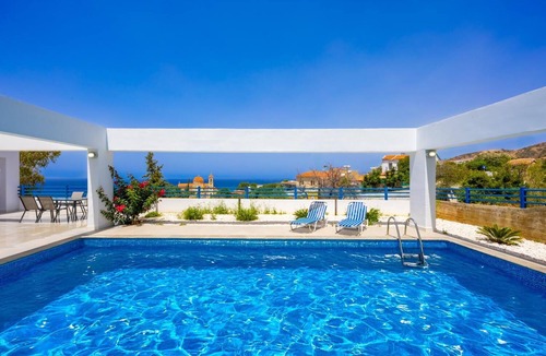 Pachyammos Villa | Villa Eagles Nest - Four Bedroom Villa, Sleeps 9
