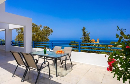 Pachyammos Villa | Villa Eagles Nest - Four Bedroom Villa, Sleeps 9