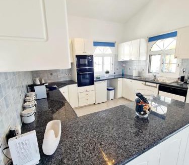 Tala Villa | Villa Elysium, 3 bedrooms, pool, sea view & wifi
