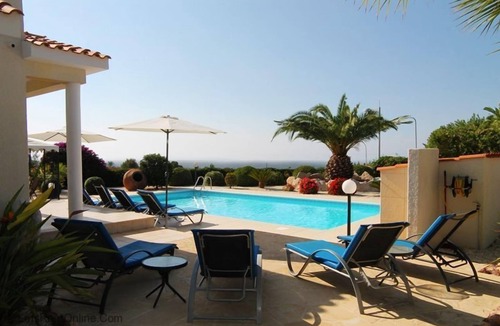 Peyia Town Villa | Villa Foster - 4 Bedroom Holiday Villa in Peyia with Open Views to the Sea