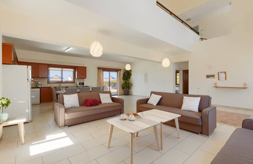Pegeia Villa | Villa Harmony by Villa Plus