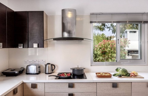 Protaras Villa | Villa Hibiscus is a unique and spectacular four bedroom villa in an residential gated cul de sac