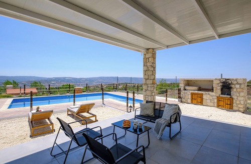Lasa Villa | Villa Il Pino by Nomads: A Private Nature Retreat