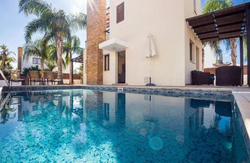Ayia Thekla Villa | Villa Ioanna