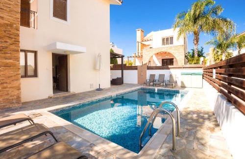 Ayia Thekla Villa | Villa Ioanna