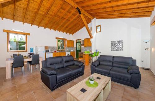 Polis Villa | Villa Iriss by Villa Plus