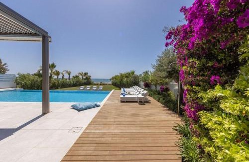 Ayia Thekla Villa | Villa JoJo Seafront