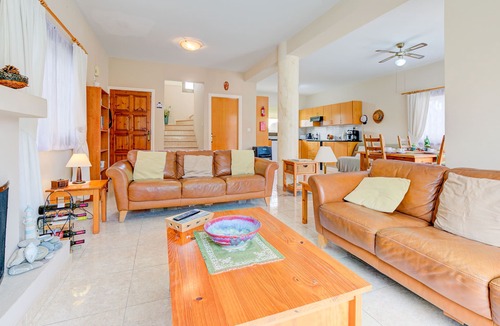 Emba Villa | Villa Kalandia, Emba, Paphos Beautiful 3 Bedroom Villa with Private Pool