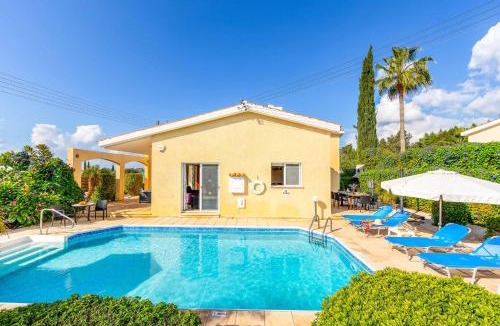 Pegeia Villa | Villa Kampos