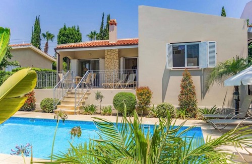 Peyia Town Villa | Villa Katerina: Coral Bay, Laourou Beach