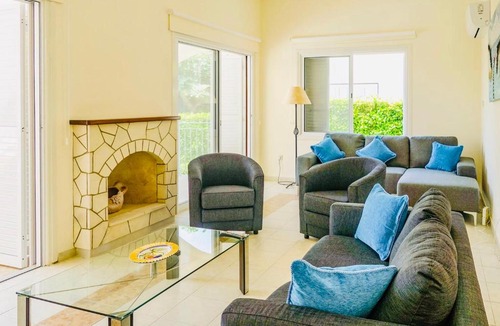 Peyia Town Villa | Villa Katerina: Coral Bay, Laourou Beach